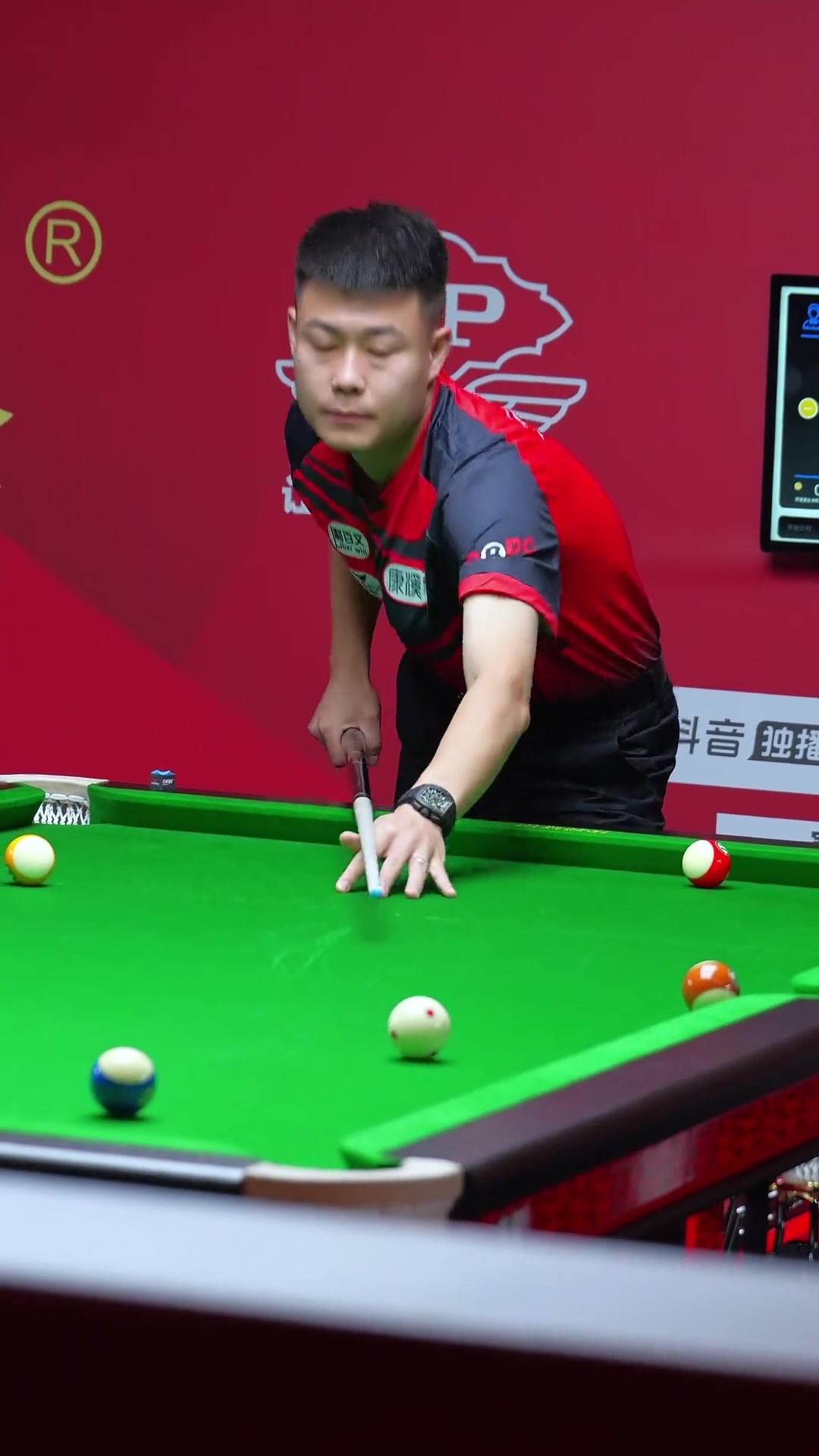 进行深刻反 进行深刻反